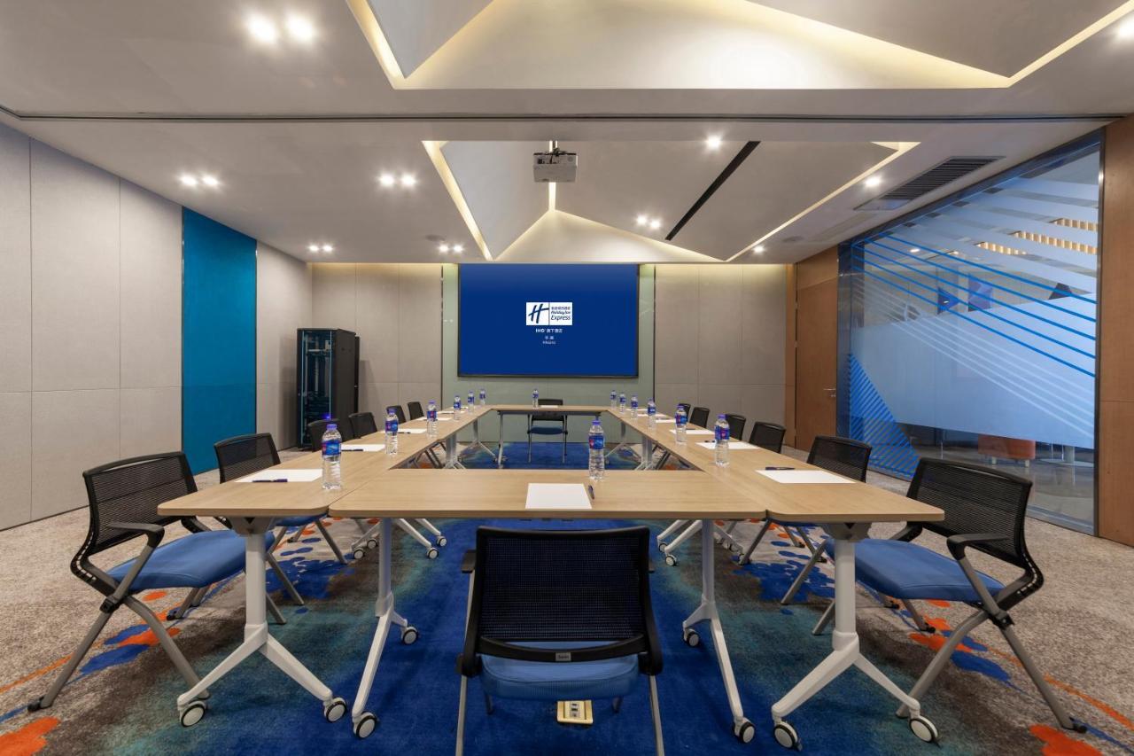 Holiday Inn Express Pinghu By Ihg Bagian luar foto