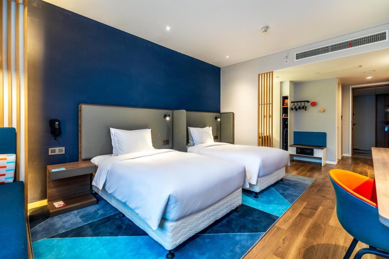 Holiday Inn Express Pinghu By Ihg Bagian luar foto